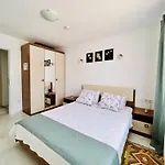 Katya's * Datca